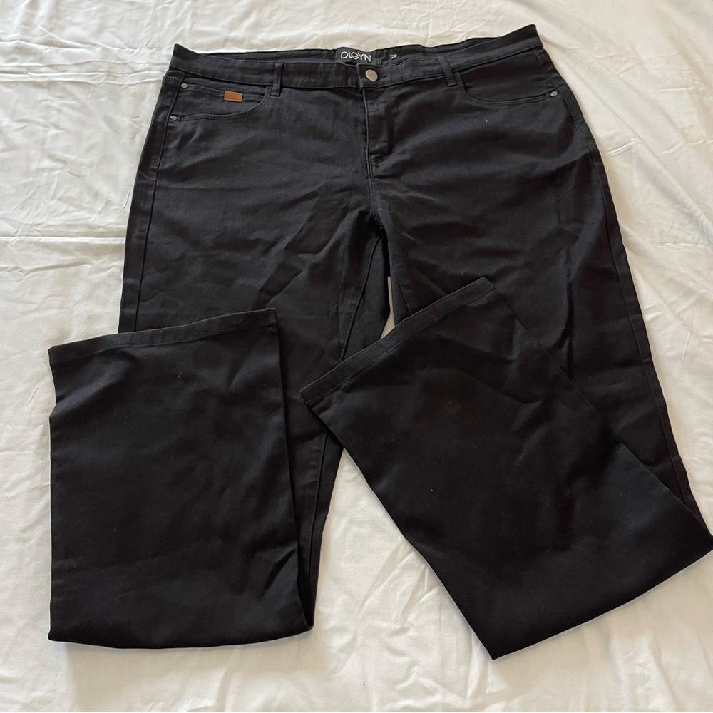New OLGYN black pants size 16W